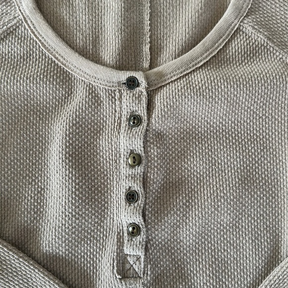 Free People womens thermal pullover - Picture 3 of 4